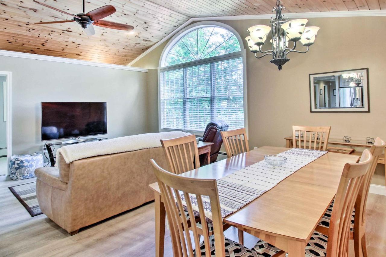 Readfield Retreat With Lake Maranacook Views! Екстер'єр фото